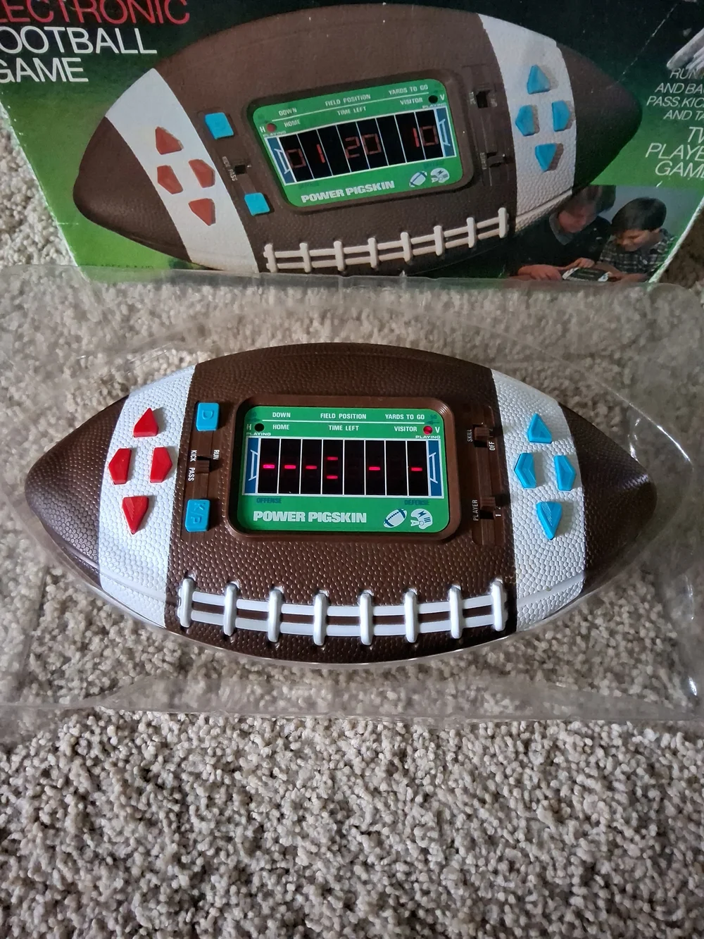 POWER PIGSKIN FOOTBALL 80's Handheld Electronic Tabletop Video Game. Working!